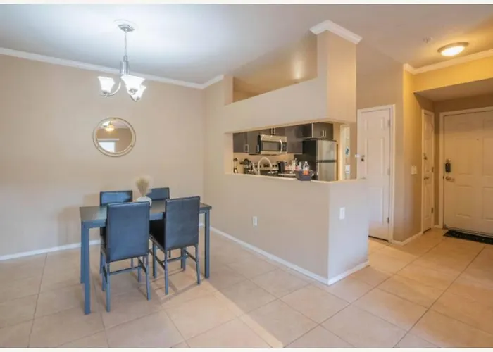 Apartament Modern 2br Oasis Pool, Gym & Parking Near Airport Phoenix