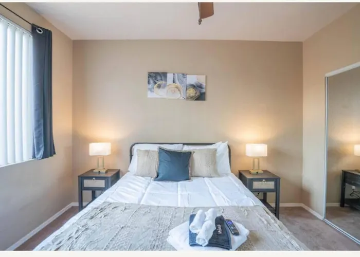 Apartament Modern 2br Oasis Pool, Gym & Parking Near Airport *
