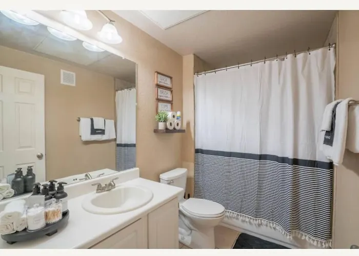 Apartament Modern 2br Oasis Pool, Gym & Parking Near Airport Phoenix
